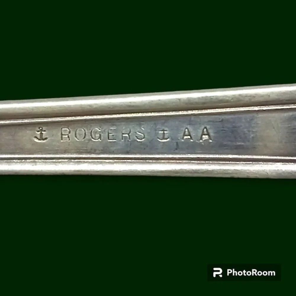 International Silver-WM Rogers La Touraine Master Butter Knife-1920-Art Nouveau